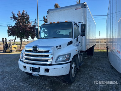 2020 Hino 268 4x2 Van Truck