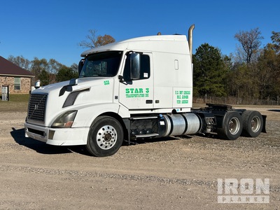 2015 Volvo VNL 6x4 T/A Sleeper Truck Tractor