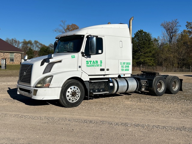 2015 Volvo VNL 6x4 T/A Sleeper Truck Tractor