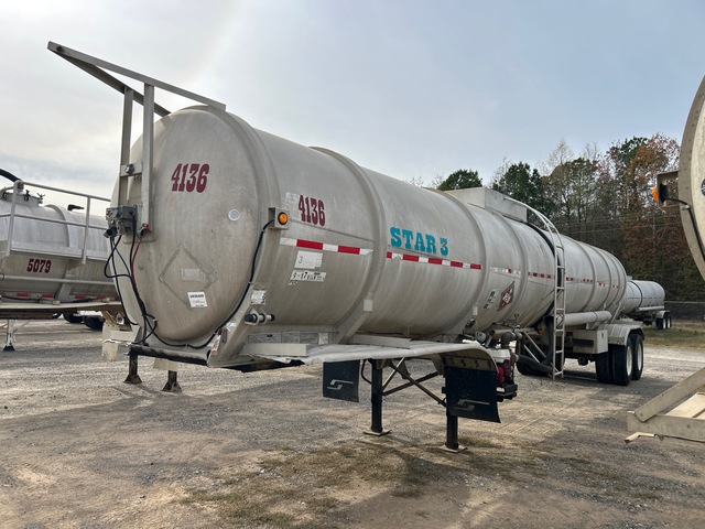 2001 Heil 4136 8820 gal T/A Tanker Trailer