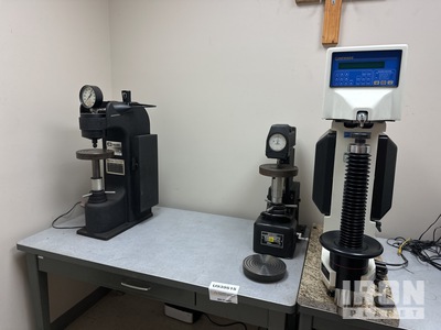 Quantity of (4) Electric Hardness Testing Equipment Divers Autres