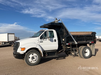 2004 Ford F-750 XL 4x2 Wywrotka S/A
