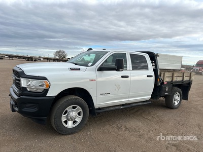 2021 Ram 2500 4x4 Crew Cab Camión Caja Abierta