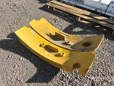 Quantity of (2) Counterweights Parti varie