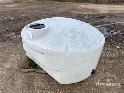 250 gal Poly Water Tank