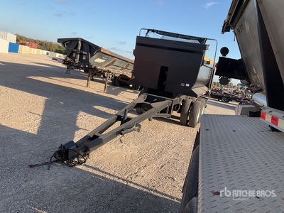 2014 Workhorse T/A Demolition Pup Dump Trailer