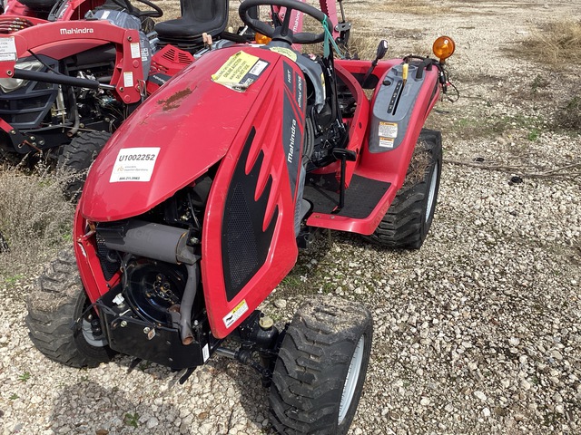 2022 Mahindra EMAX20S 4WD Tractor (Inoperable)