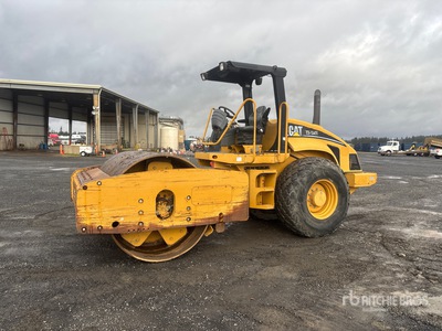 2006 Cat CS583E Walzenzug mit Glattmantelbandage