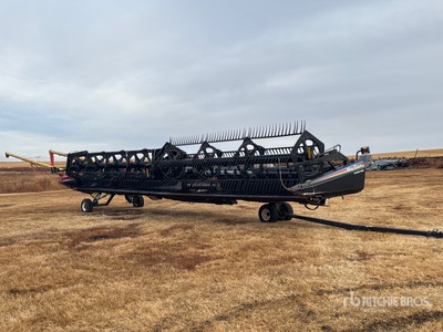 2006 MacDon 973 36 ft Draper Cabezal de cosechadora trilladora