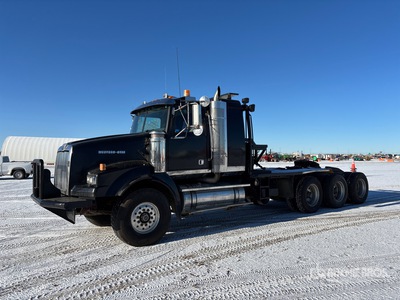 2006 Western Star 4900SA 8x6 Sleeper Winch Truck
