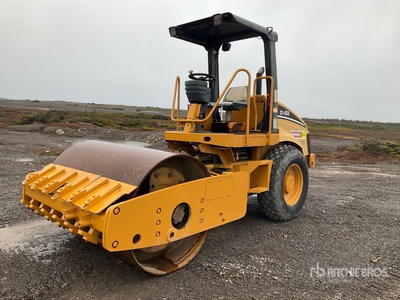 2005 Cat CS433E Smooth Drum Compactor