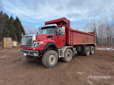 2012 International 7600 8x4 Twin-Steer شاحنة قلابة /محورين