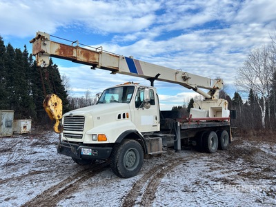 National 990 50000 lb Straight Boom on 1999 Sterling LT8513 6x4 Boom Truck