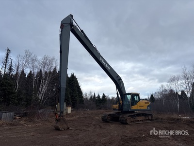 2010 Volvo EC290CLR Long Reach Tracked Excavator