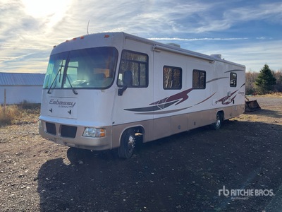 2005 Embassy Motor Home