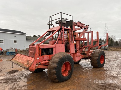 Timberjack 230 4x4 を見 Log Forwarder (Inoperable)