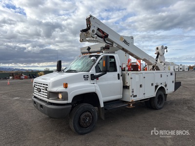 Altec 40 ft on 2009 Chevrolet C5500 4x4 Bucket Truck