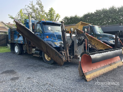2006 International 7500 4x2 Schneepflug-Lastzug