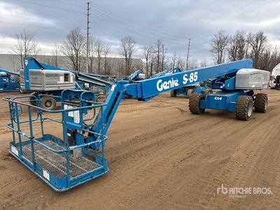 2014 Genie S-85 4WD Diesel Telescopische hoogwerker