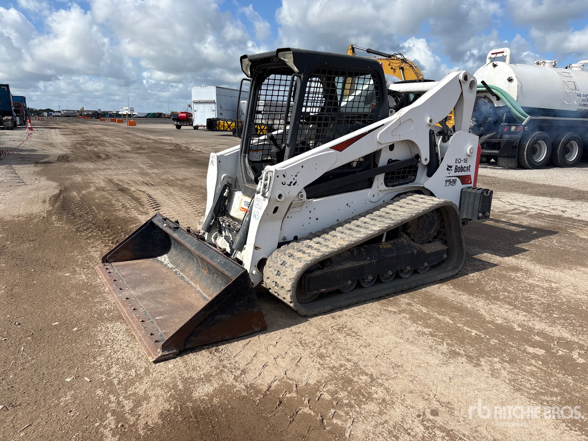 2020 Bobcat T740 Compact Track Loader