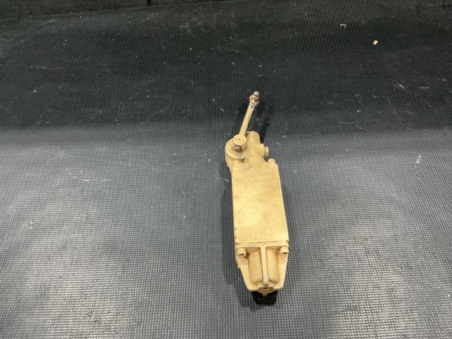 Parker-Hannifin 85562-01 Directional Control Linear Valve