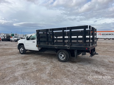 2009 Chevrolet 3500 HD 4x2 Flatbed Truck