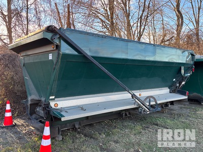 Red River Hydraulic Live Bottom Asphalt Body - Fits Truck