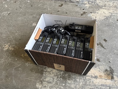 Quantity of (8) Motorola MOTOTRBO XPR4550 40 Watt UHF Digital/Analog Truck Radios