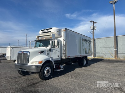 2012 Peterbilt 337 4x2 Refrigerated Truck