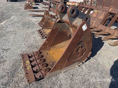Paladin John Deere 120 30 in Digging Excavator Bucket
