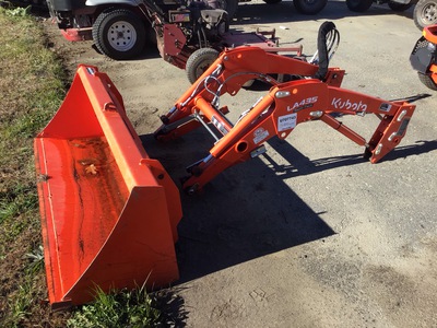 Kubota LA435 Front Loader Attachment