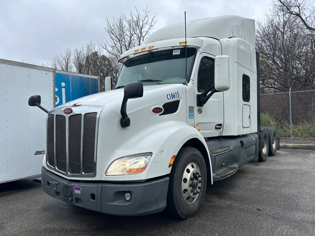 2019 Peterbilt M579 6x4 T/A Sleeper Truck Tractor 2019 Peterbilt M579 6x4 T/A Sleeper Truck Tractor