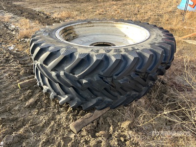 Quantity of (2) 380/90R46 Sprayer Banden - Fits Willmar Eagle 8500 Sprayer
