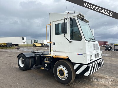 2017 Ottawa TL165 4x2 Tracteur de manœuvre (Inoperable)