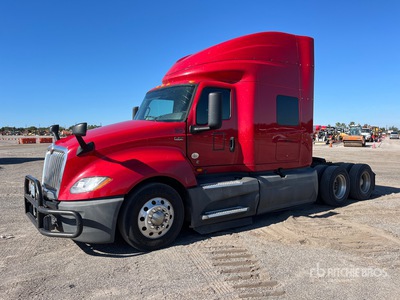 2019 International LT625 6x4 Cabina con cuccetta per trattore stradale