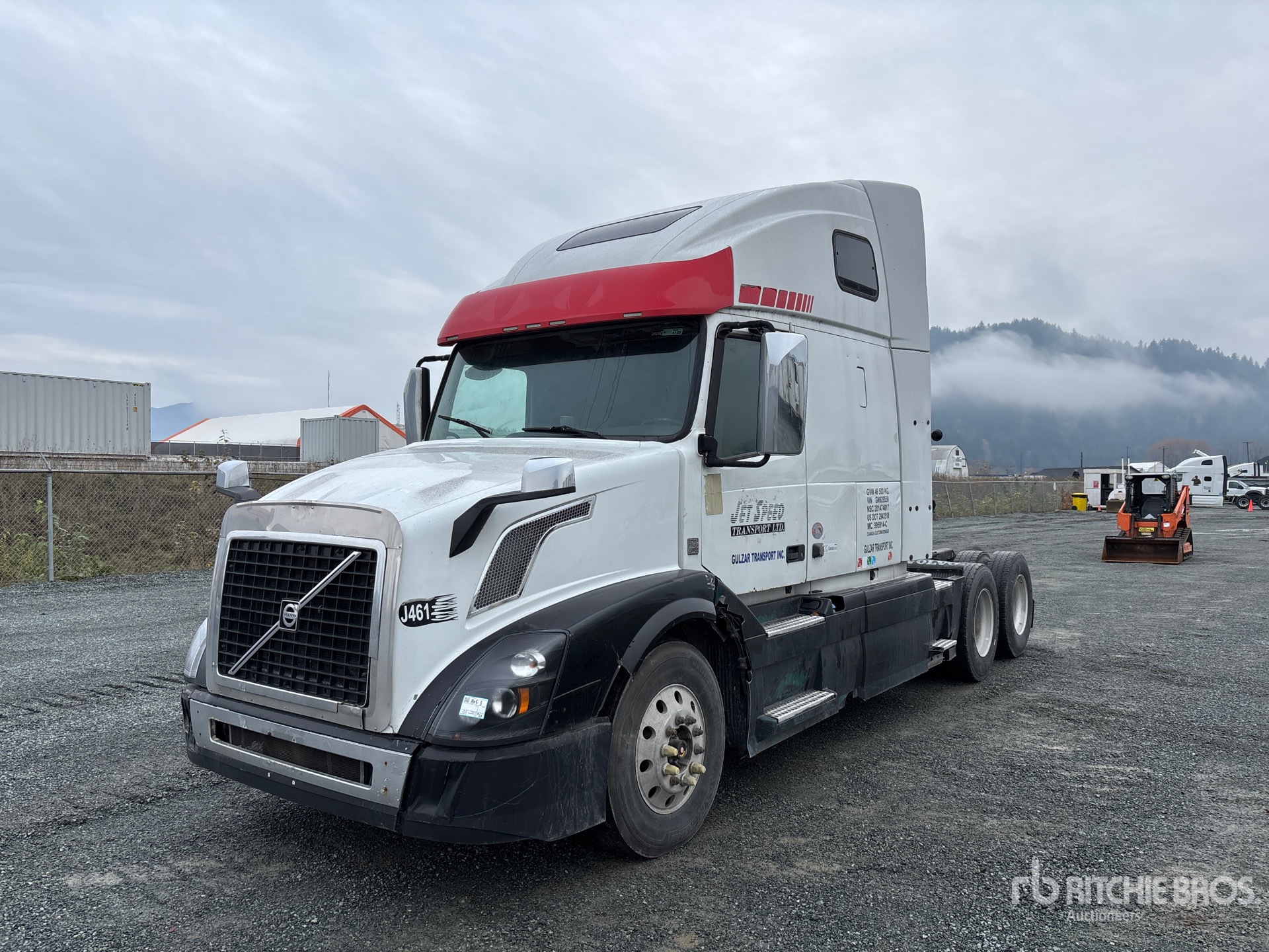 2016 Volvo VNL 6x4 تراكتور شاحنة كابينة النوم (ثنائية المحور)