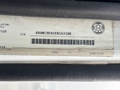 2014 Volvo FH540 6x4 T/A Sleeper Truck Tractor