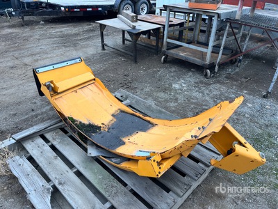 Quantity of (2) Hyundai Loader Fenders