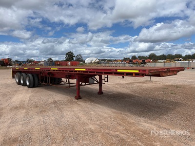 2012 CIMC 13.7 m Tri/A Flatbed Trailer