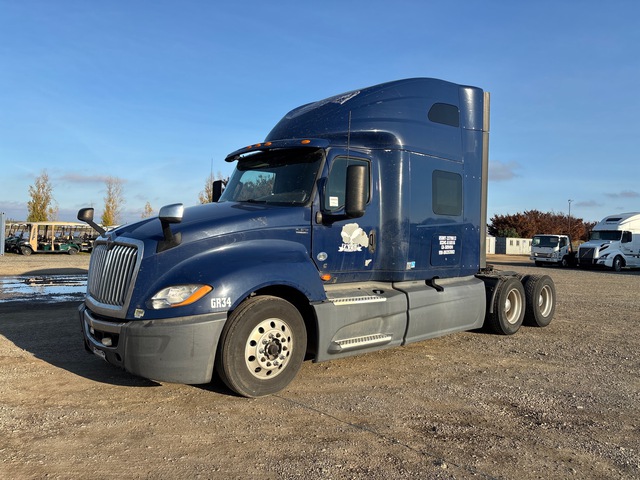 2019 International LT625 6x4 T/A Sleeper Truck Tractor 2019 International LT625 6x4 T/A Sleeper Truck Tractor
