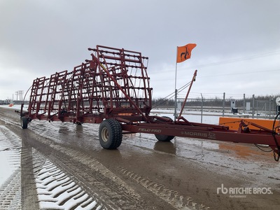 2011 Morris Field Pro 70 ft Mid Grada