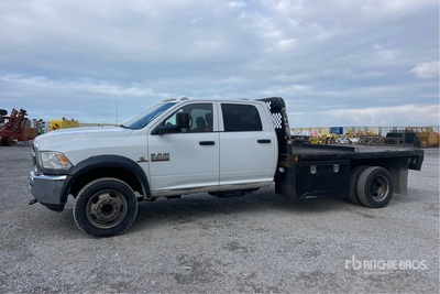 2013 Ram 5500 4x4 Crew Cab Autocarro cassone fisso