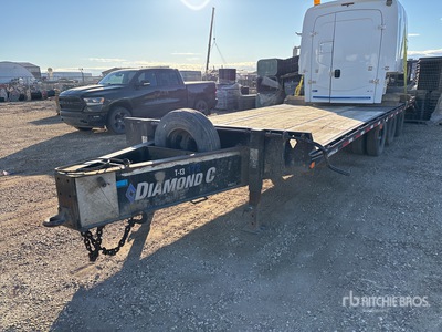 2020 Diamond PX312 30 ft Tri/A Equipment Trailer