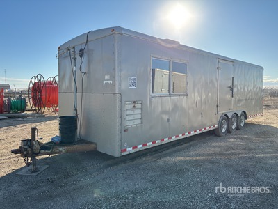 2004 Wells Cargo 31 ft Tri/A Enclosed Trailer
