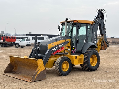 2022 John Deere 410L 4x4 Terna