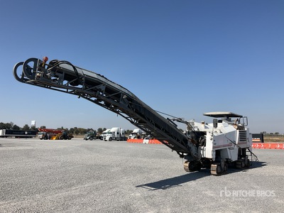 2000 Wirtgen W1200F Tracked Recuperadora de Asfalto / Fresadora