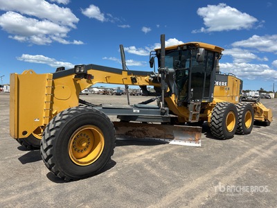 2013 John Deere 670GP Motoniveladora