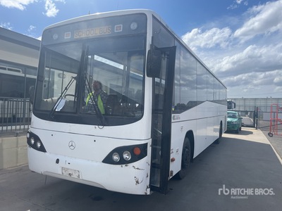 2005 Mercedes-Benz 2500 Bus