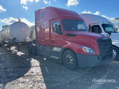 2019 Freightliner Cascadia 126 T/A Sleeper Truck Tractor