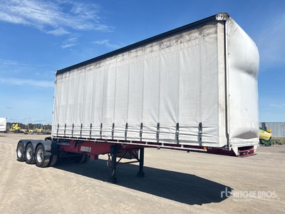 2005 Barker 7.2 m Tri/A Zijtrailer met gordijn